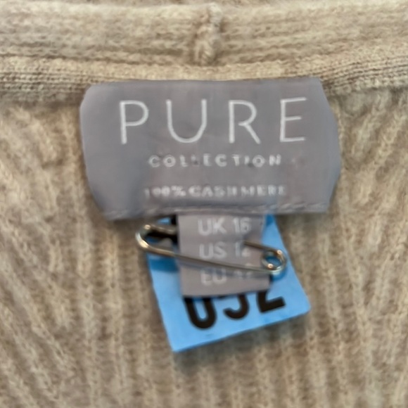 PURE CASHMERE Size 12 Cashmere V-Neck Ribbed Design Sweater Oatmeal Timeless - Picture 8 of 14